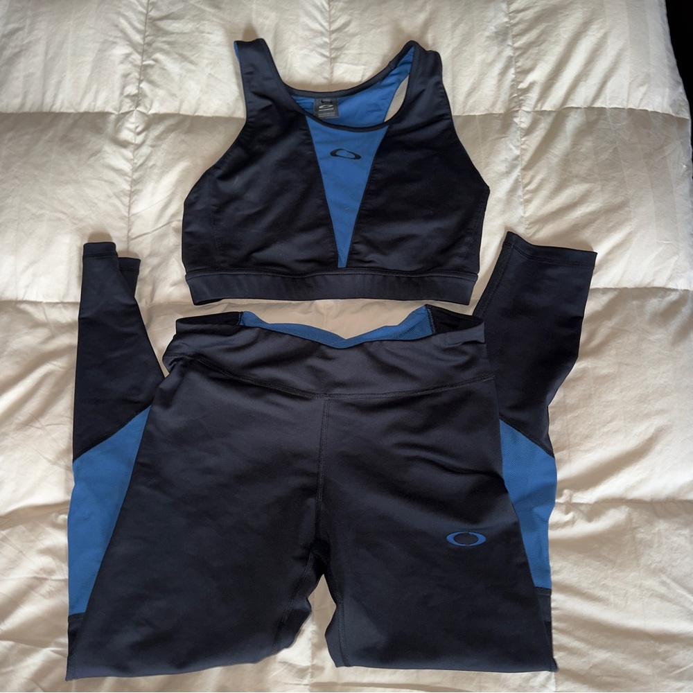Oakley Performance Activewear Set Blue Black Sports Bra L & Leggings M